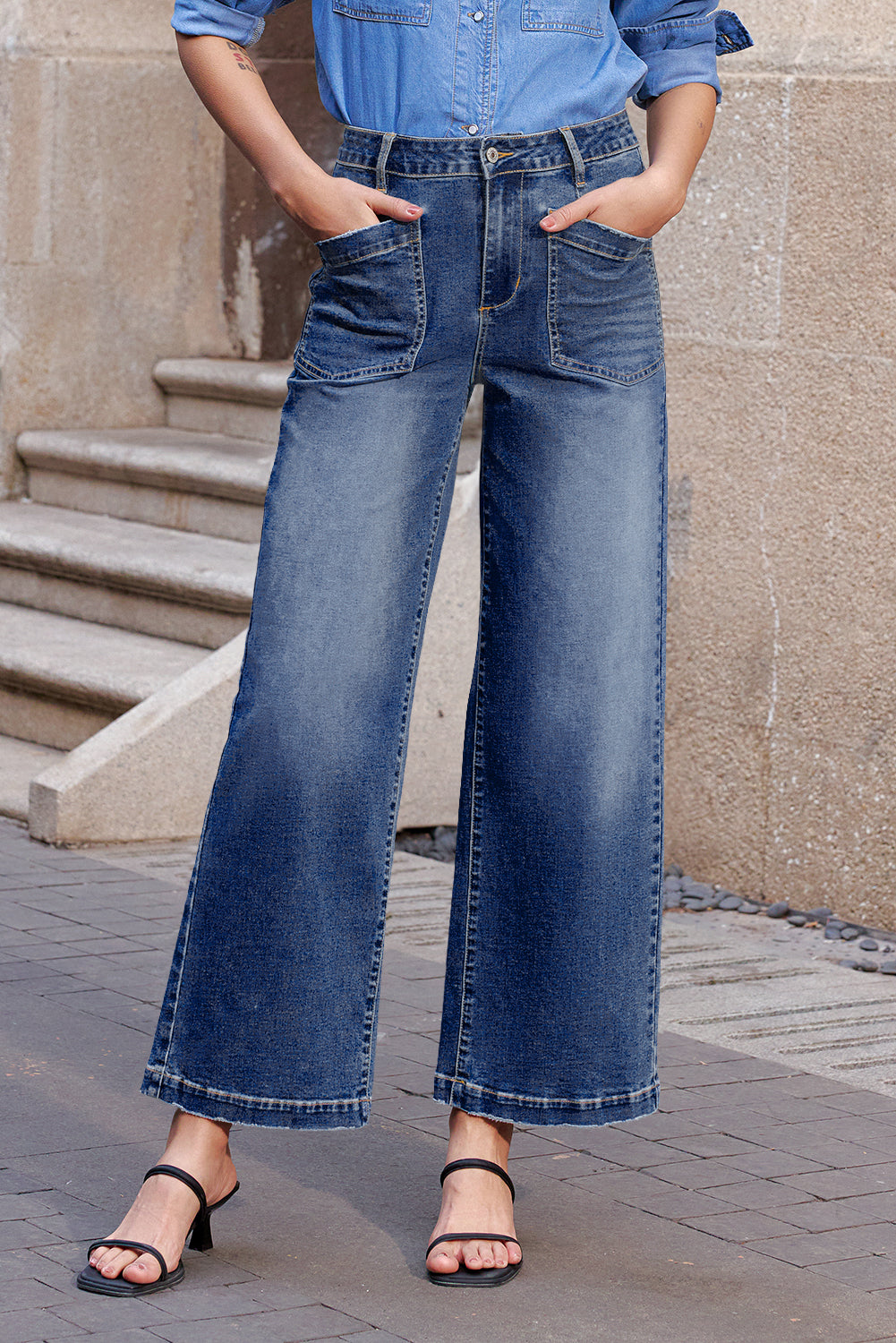 Bluing Mimimalist Patch Pocket High Waist Shift Jeans