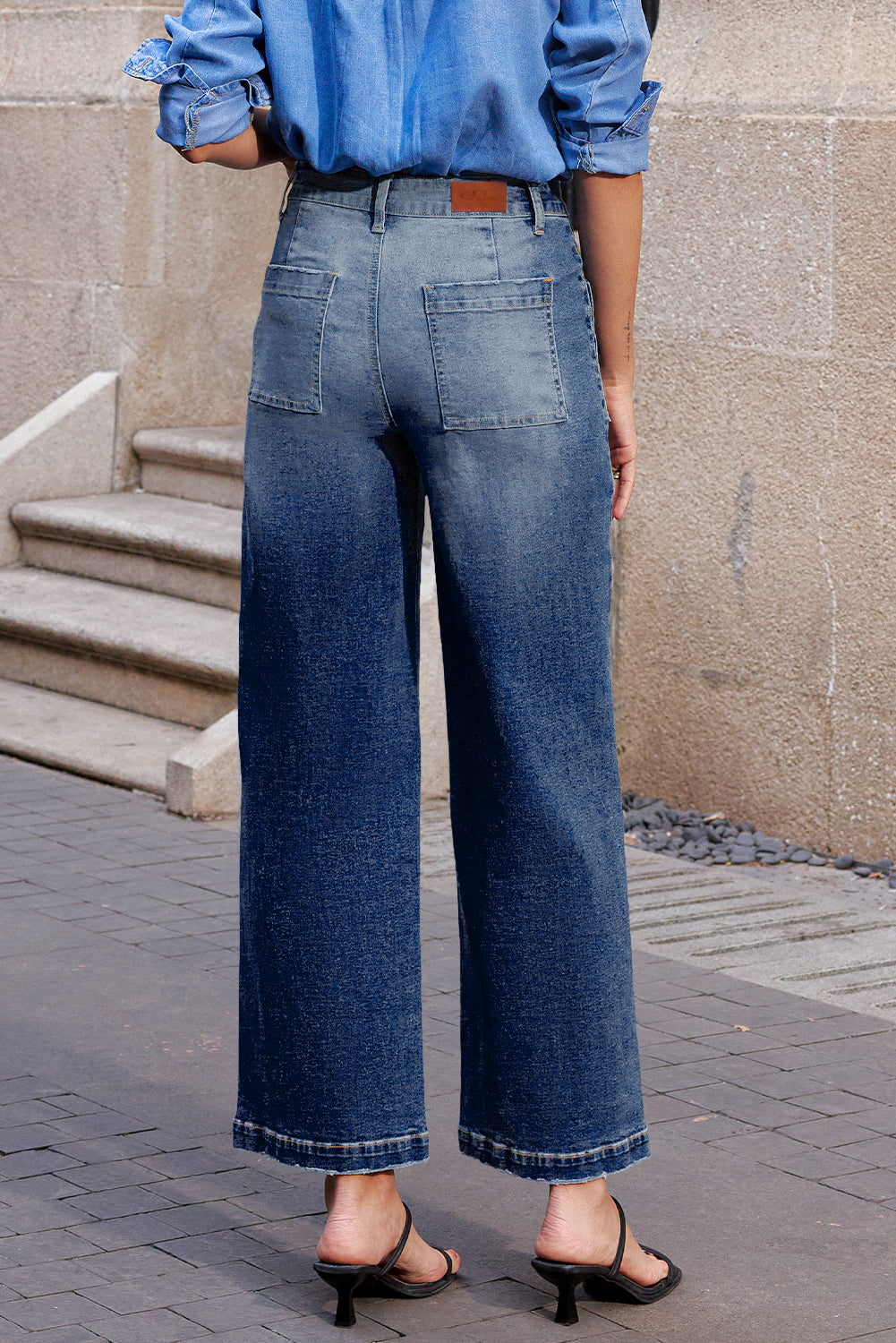 Bluing Mimimalist Patch Pocket High Waist Shift Jeans