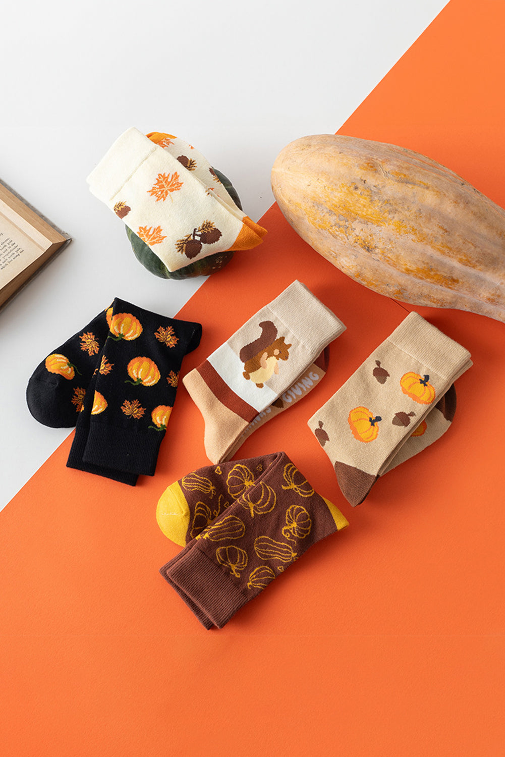 Black Pumpkin & Leaf Fall Pattern Cotton Crew Socks