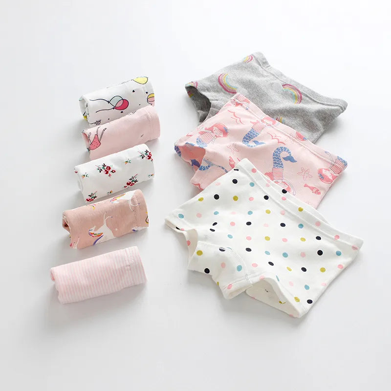 Children's underwear girls' cotton cartoon boxers boxer shorts girls' primary school students breathable cotton baby shorts head